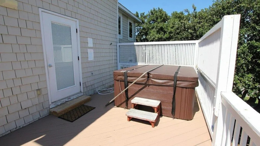 Ship's Chandler - 5 Br Home