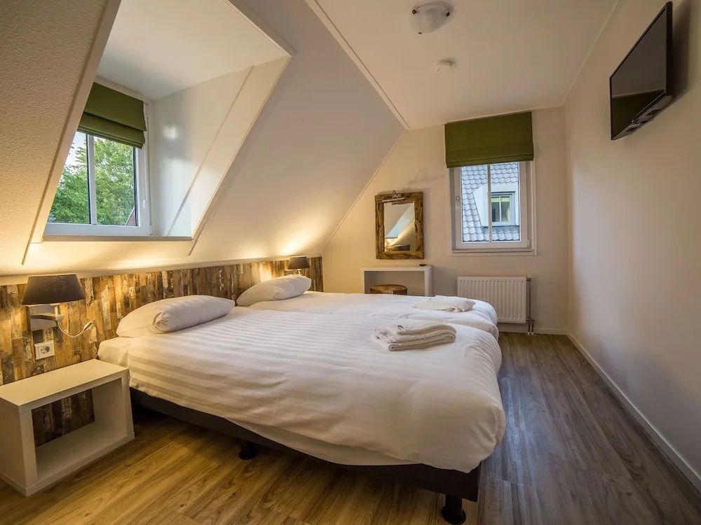 Villa With Dishwasher, 4 km. From Maastricht