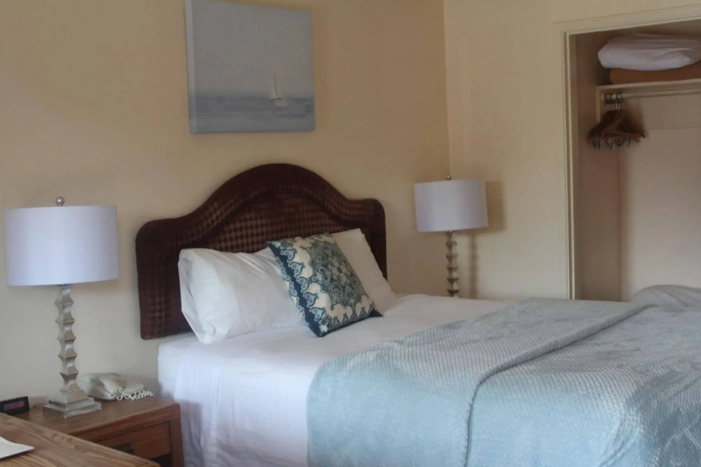 Peach Tree Inn