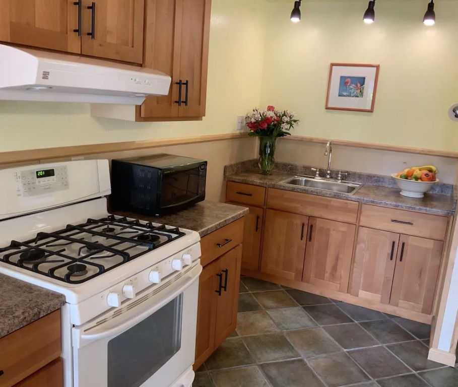 The Woods Hotel - Gay LGBTQ Cabins