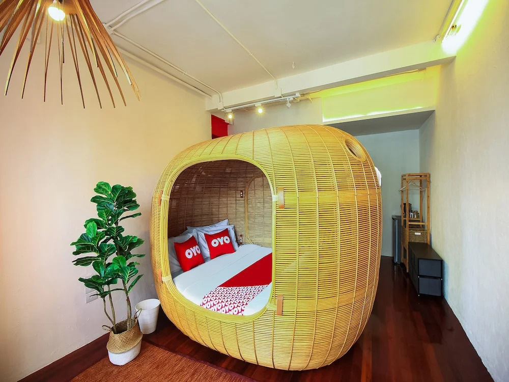 OYO 267 Chaba Poshtel