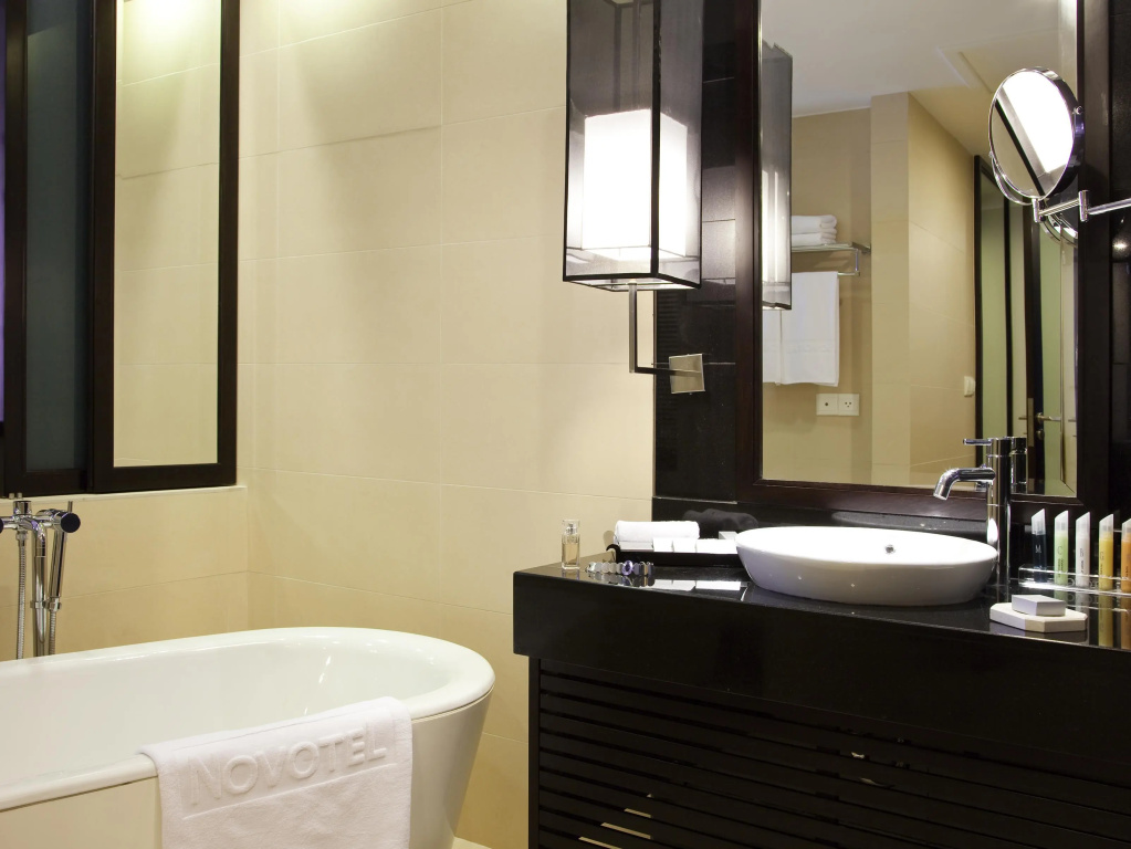 Novotel Ha Long Bay Hotel