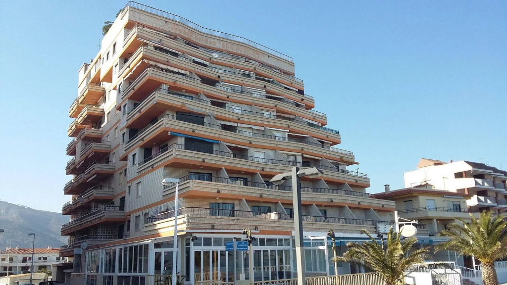 Apartamentos Bernat 3000