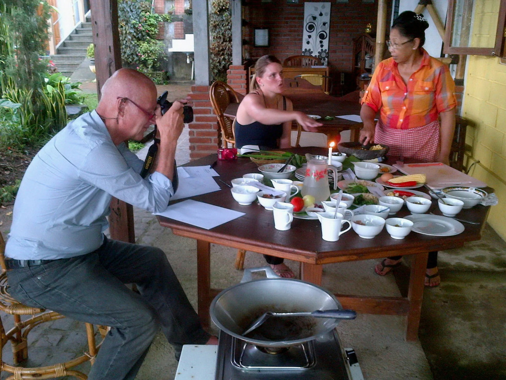 KARANG SARI Guesthouse & Warung