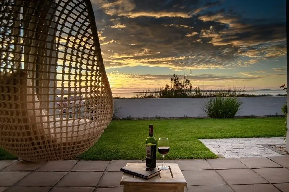 Sensiri Orca Beach Villa