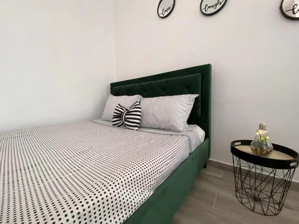 Modern Apartment Valentino GL144