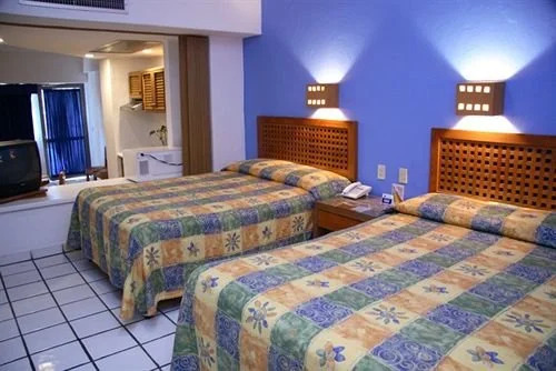 Santa Fe Oceansuites at Costa De Oro