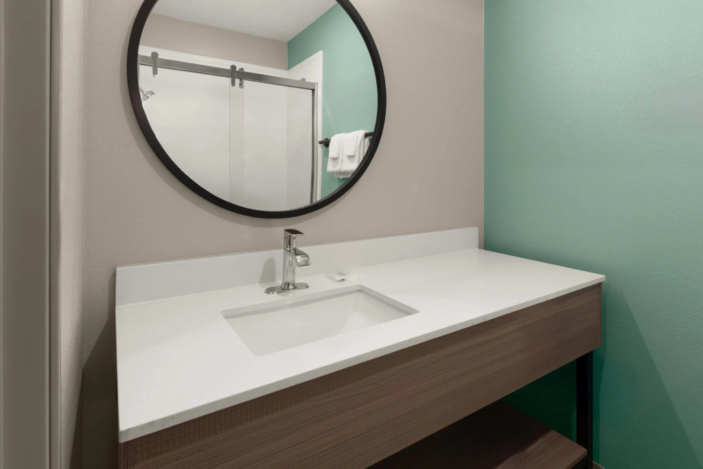 ECHO Suites Extended Stay by Wyndham Houston Katy West