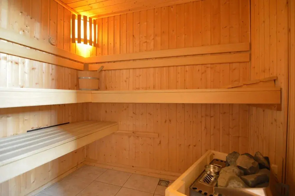 Liege Cottage with Sauna
