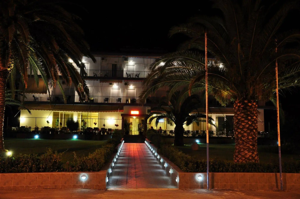 Elena Hotel