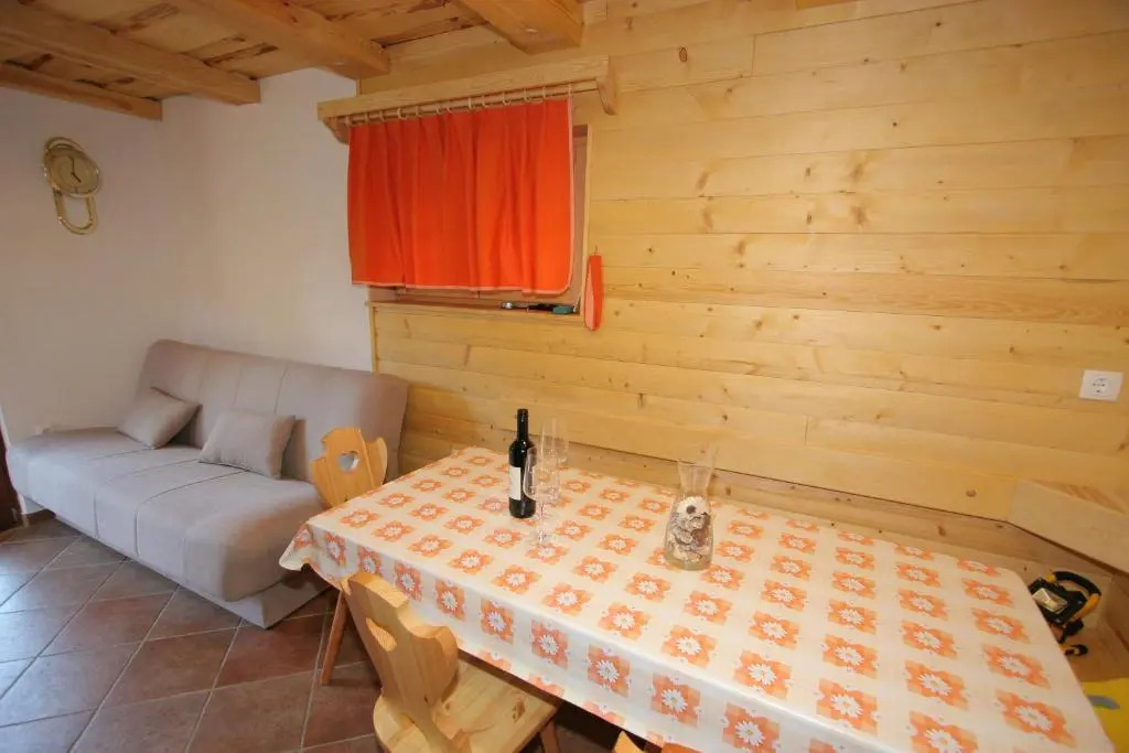 Fikfak cottage