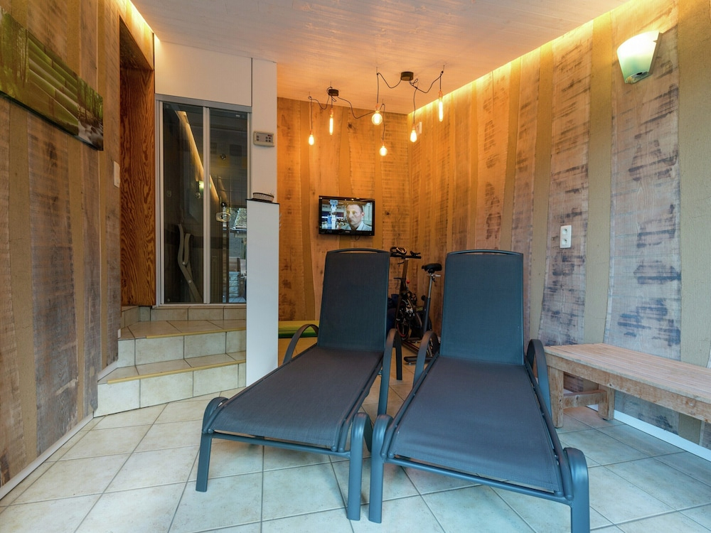 Perfect Holiday Home in Waimes With Swimming Pool