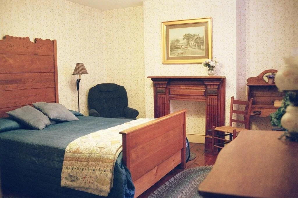 Winter Clove Inn & Resort