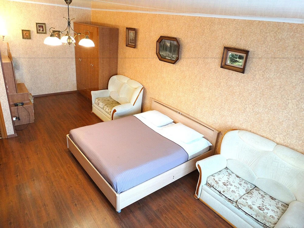 Inndays Apartments on Demonstratsii