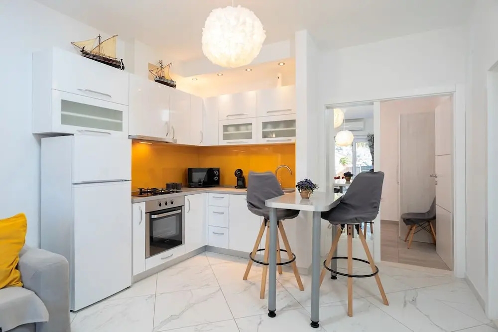 Villa Capitis in the Centre - Deluxe Apartment with Swimming Pool