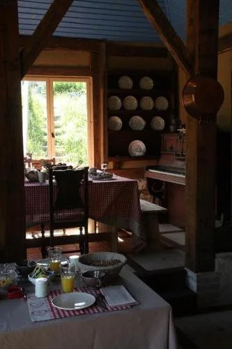 Les Chambres de Pontfol - Chambres dhôtes - Guest house