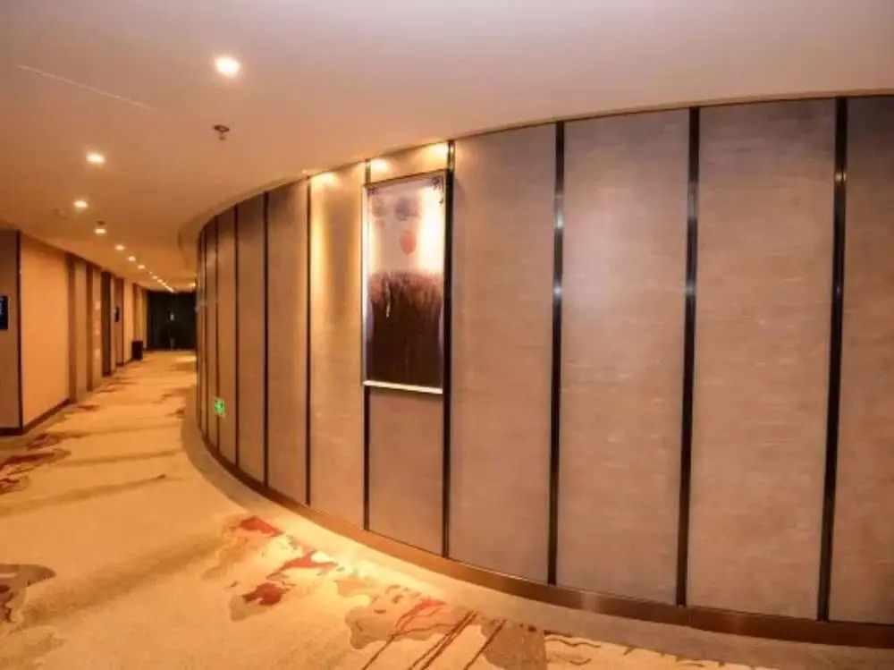 Days Hotel & Suites Shishi