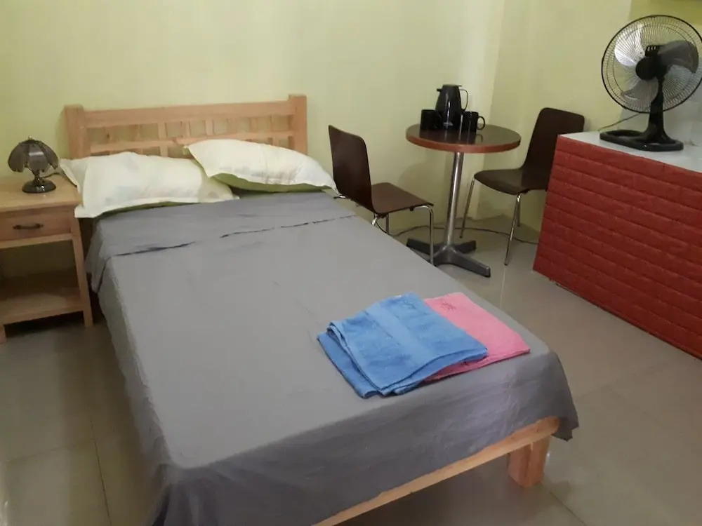 D and A Transient Inn Taguig