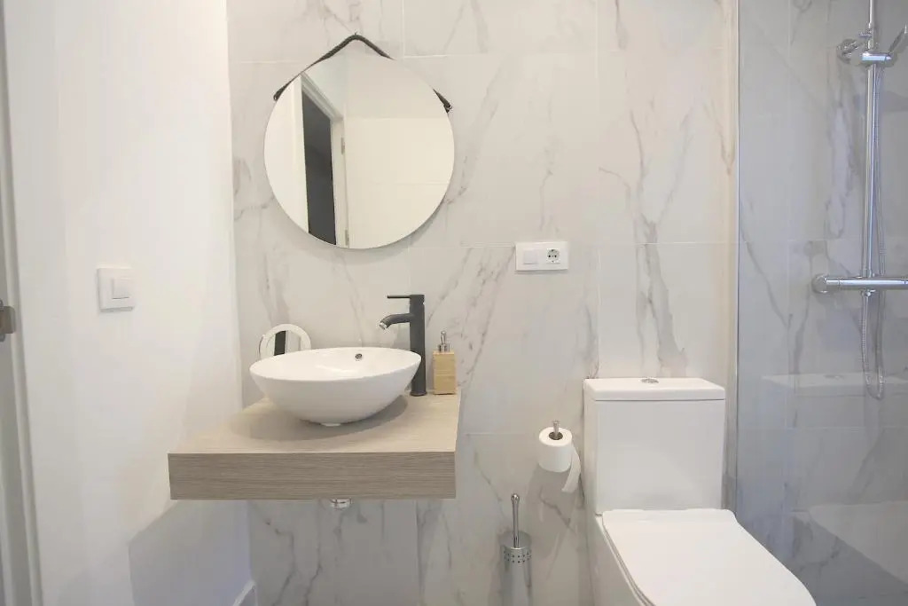 Stunning Apartment for 8 people in Salamanca City by Batuecas