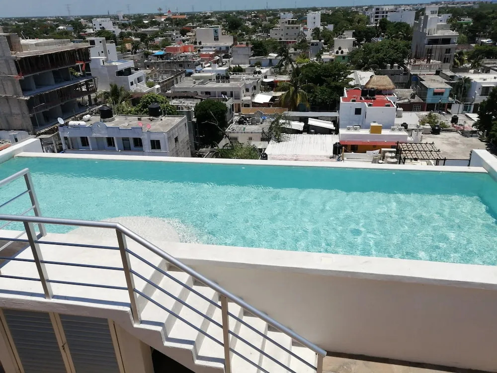 Kuyaan Coral Suites by Alex