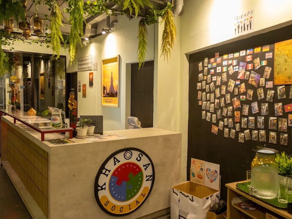 Khao San Social Capsule Hostel