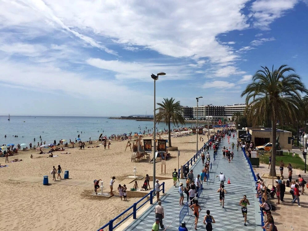 Apartment With one Bedroom in Alicante , With Wonderful sea View, Furnished Balcony and Wifi