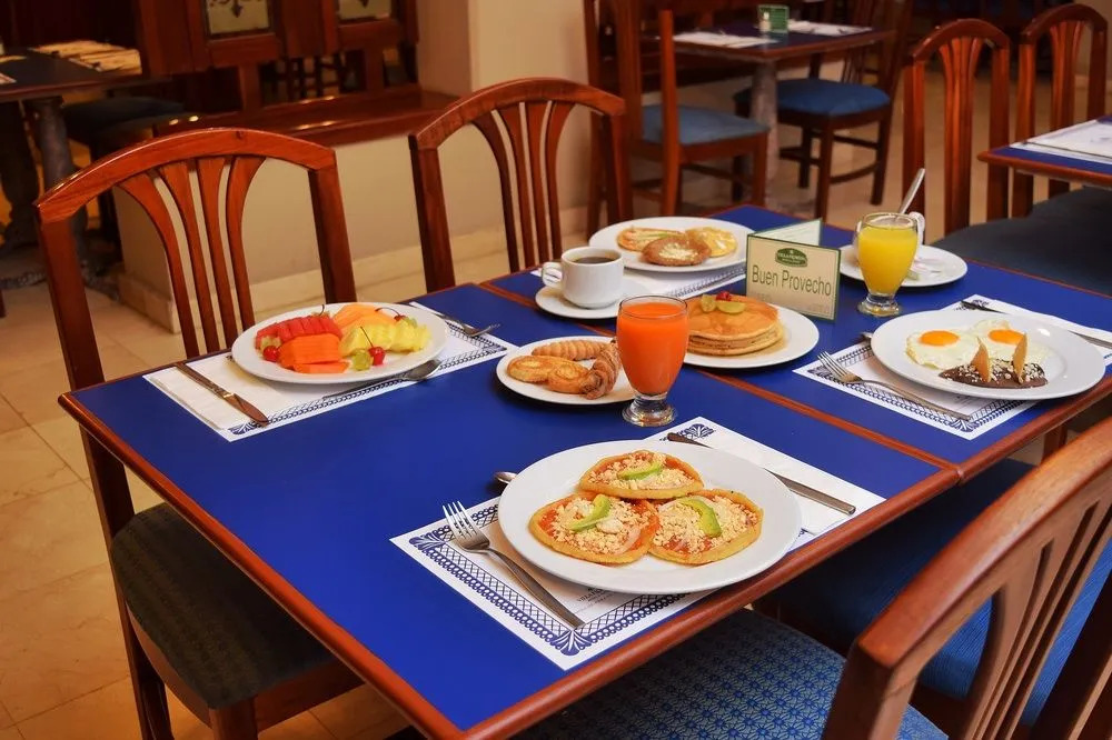 Astur Hotel & Residence