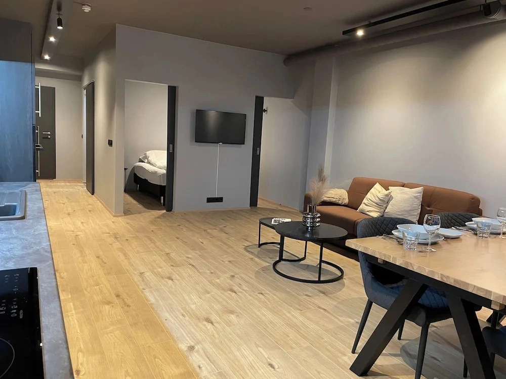 North Apartment 204