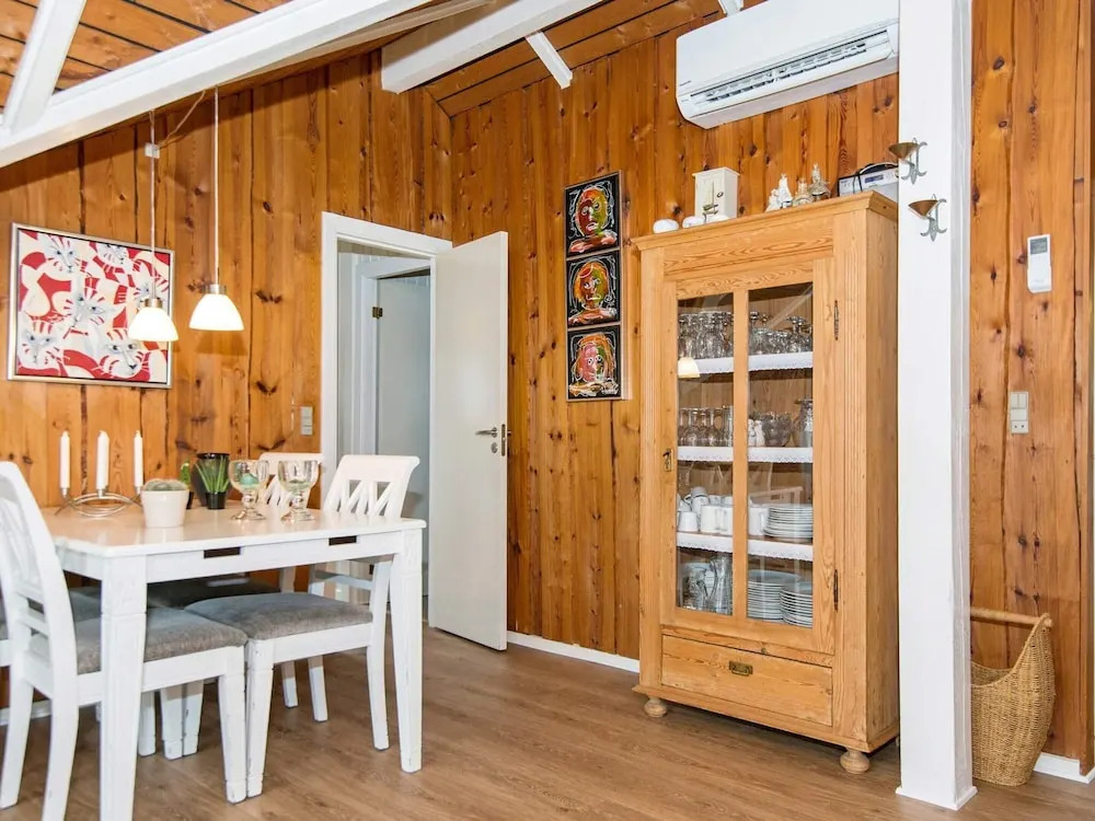 6 Person Holiday Home in Toftlund