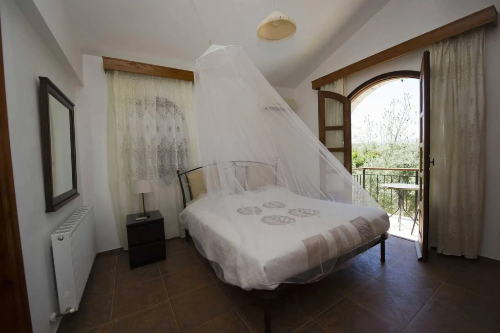 Constantinos Villa