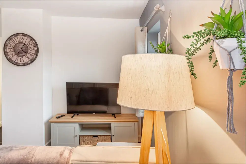 Worcester City Centre 1 Bed Apartment