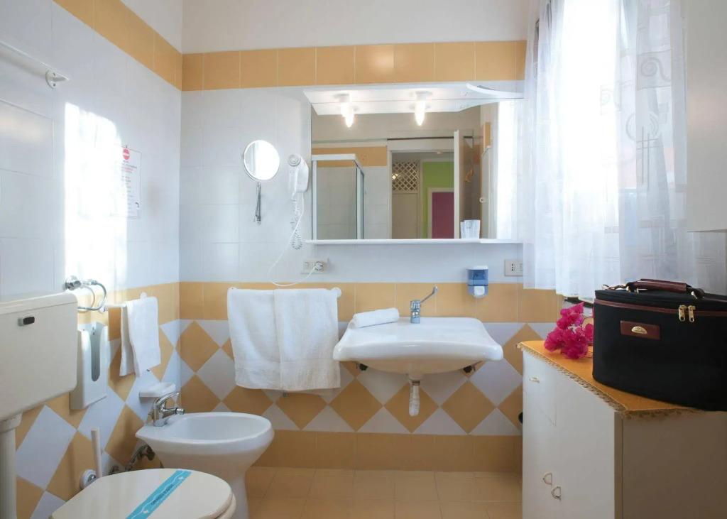 Villa Vacanze Paradiso - Oasi di Tranquillità con Piscina e Giardino a 10 min dal mare