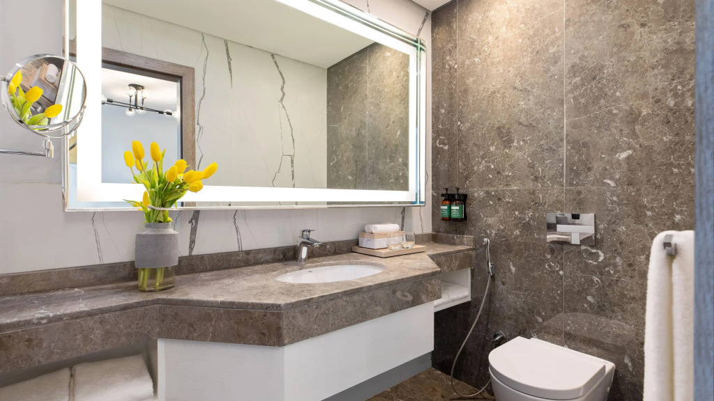 voco Dubai The Palm by IHG
