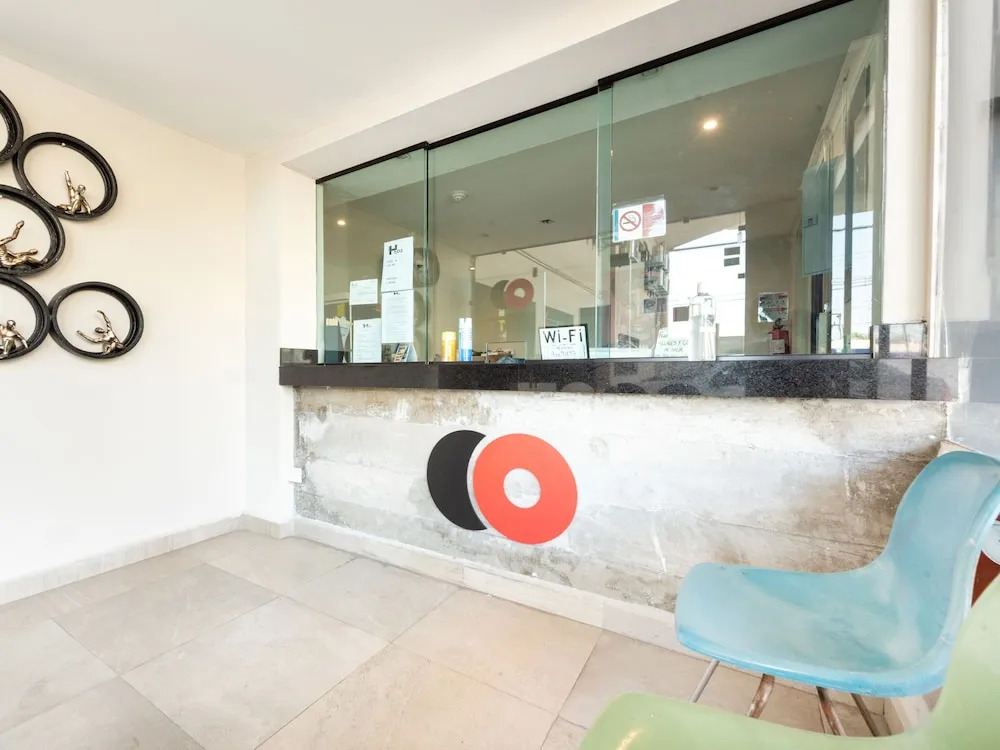 OYO HOTEL Hotel 202