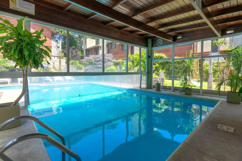 Valeria House Apart