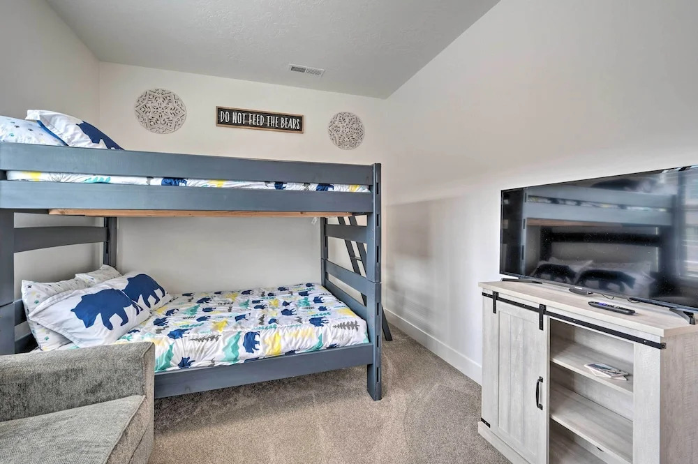Charming Mccall Townhome: Hike, Fish, & Ski!
