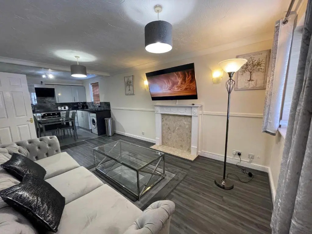 The Regency entire 1 bedroom Flat accomodation