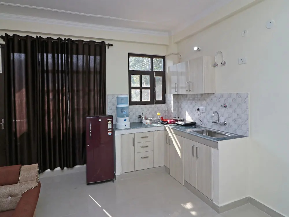 OYO 14192 Home Cozy 1BHK Cottage Sattal Road