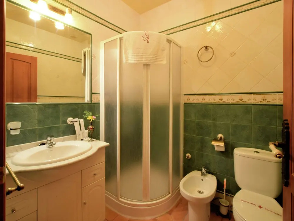 Rustic House With Swimming Pool, Beautifully Situated in Priego de Còrdoba