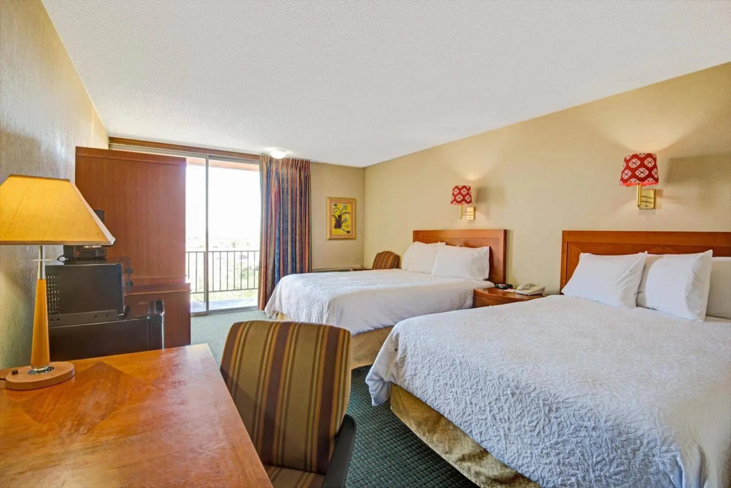 Hotel 505