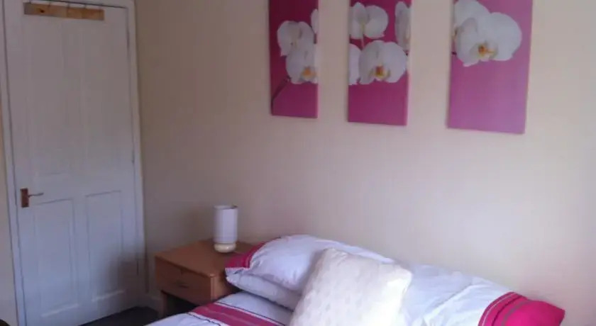Ty-Ni Guest House