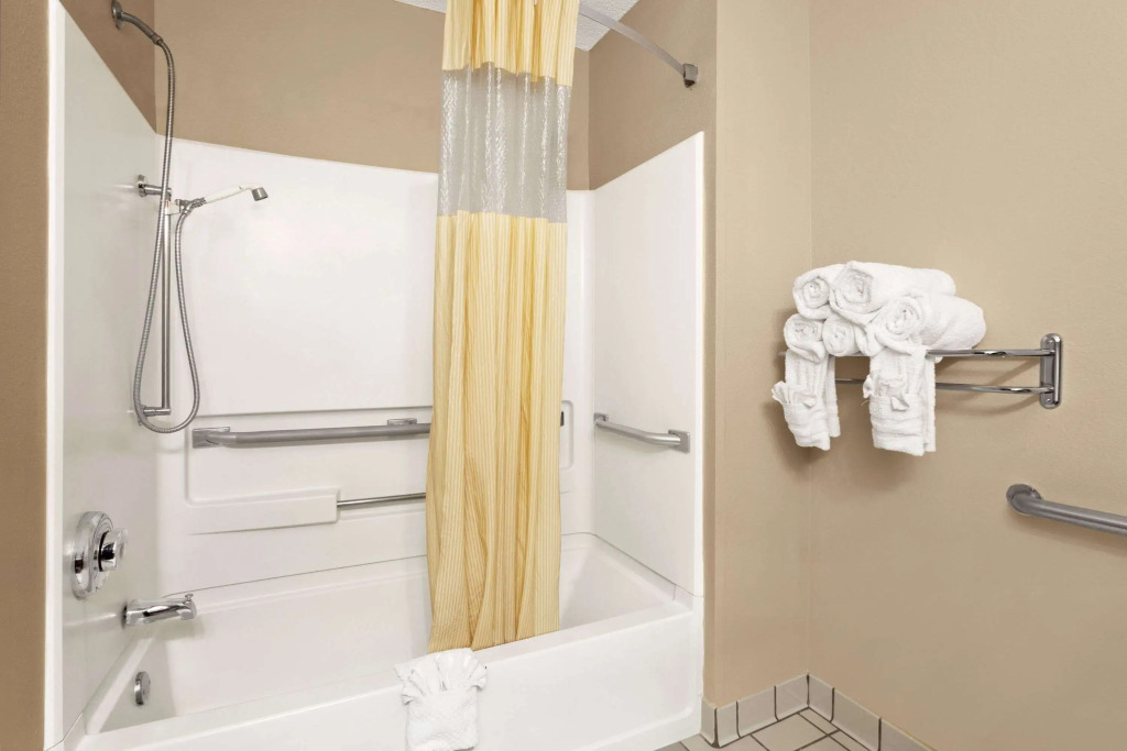 Days Inn by Wyndham Orange Park/Jacksonville