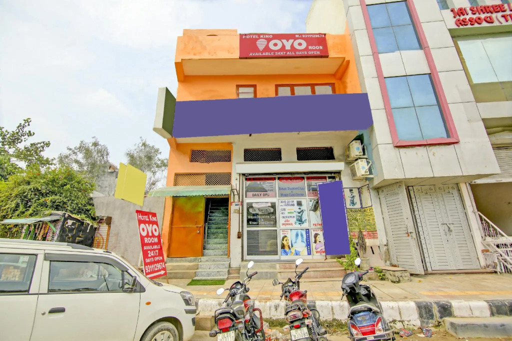 Collection O 82822 Hotel King Guest House