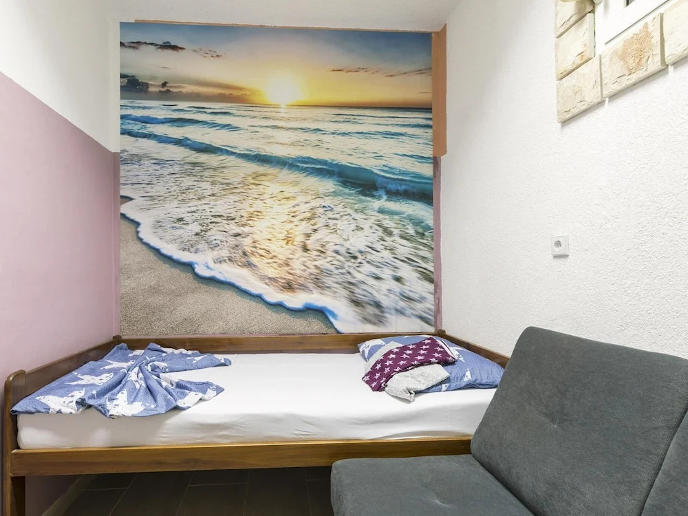 Apartment Vir