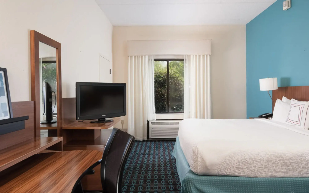 Fairfield Inn and Suites Atlanta Airport South/Sullivan Road