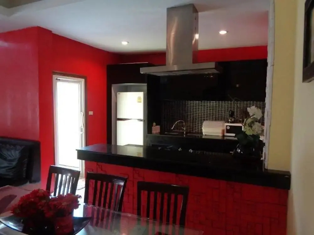 4 Bedroom Private Pool Bungalow Walking Street 15 Min Ride Away