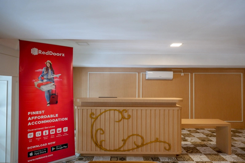 RedDoorz Plus @ Madukoro Raya Semarang