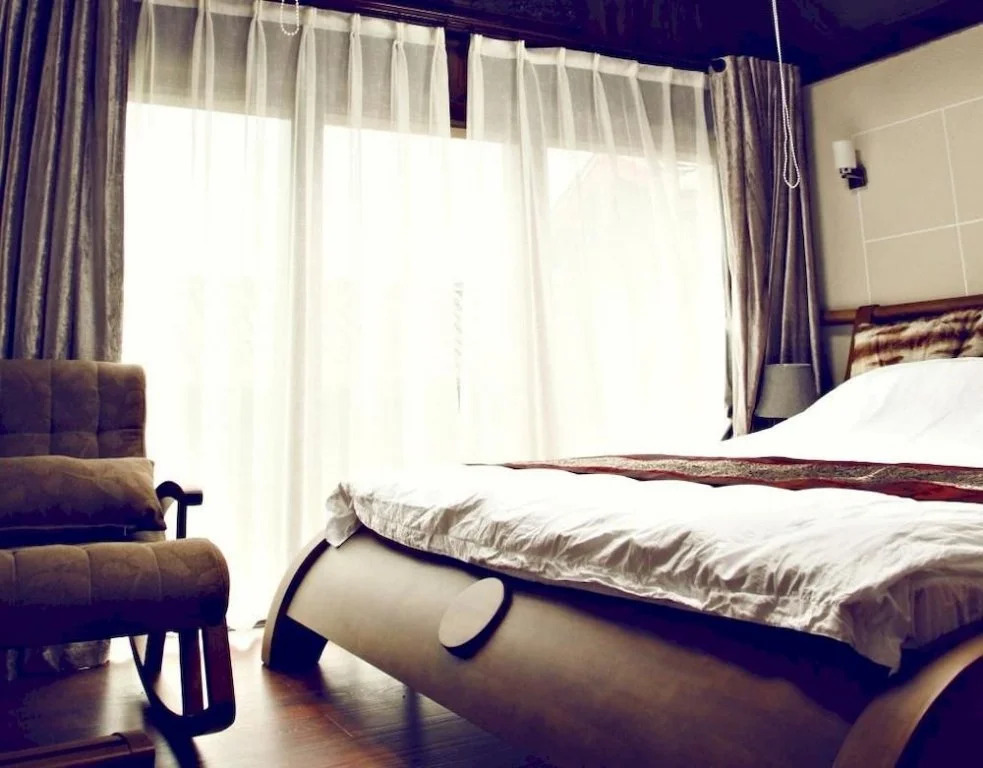 Lijiang Lemon Resort