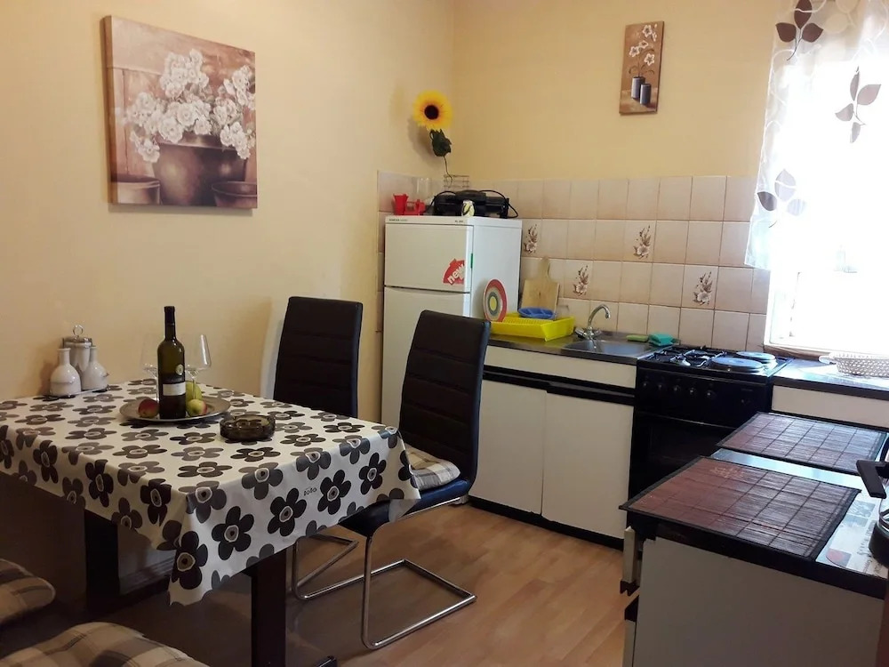 Apartments Luić 4244