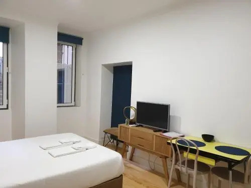 Alfama Apartments Services